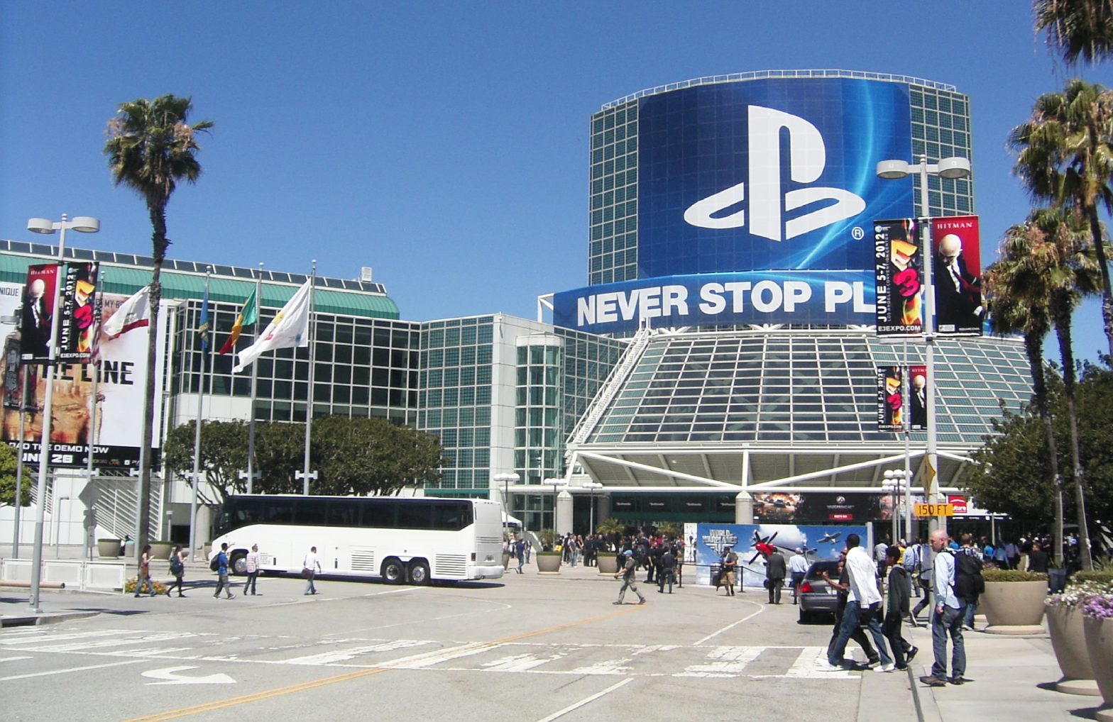 CarlosX360 goes to E32009